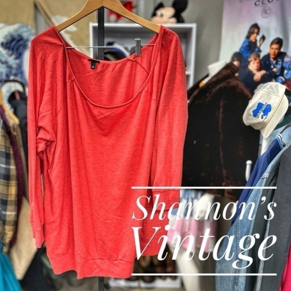 Torrid sz 4 scoop neck sweater A25
